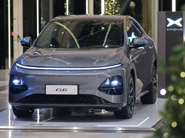 Το XPENG G6 κάνει την πρώτη του επίσημη εμφάνιση στο Golden Hall
